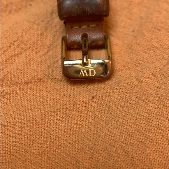 Daniel Wellington Petite watch. Rose gold buckle